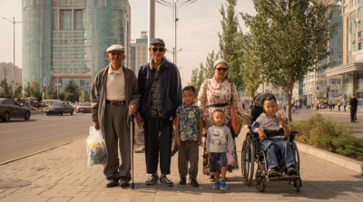 Проезд, гранты и поддержка: как в Астане помогают социально уязвимым жителям