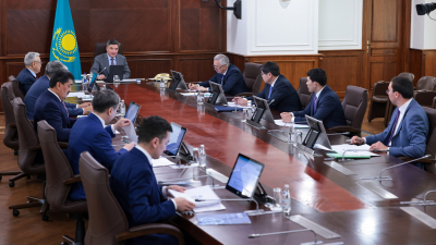Олжас Бектенов поручил усилить контроль за качеством летнего отдыха в регионах