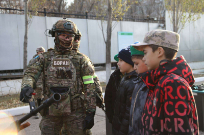 Пограничники провели открытый урок
