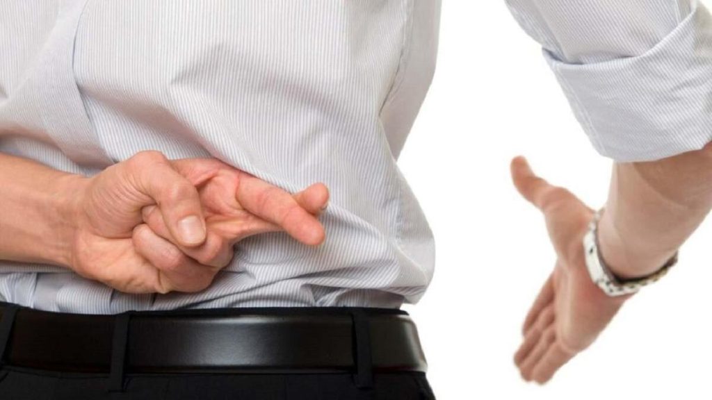 Астанада “автосалон менеджері” тұрғындардың 600 млн теңгесін жымқырған